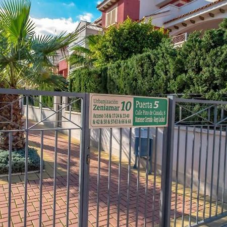 Apartamento "Carmen" Zeniamar โอริอุเอลา ภายนอก รูปภาพ
