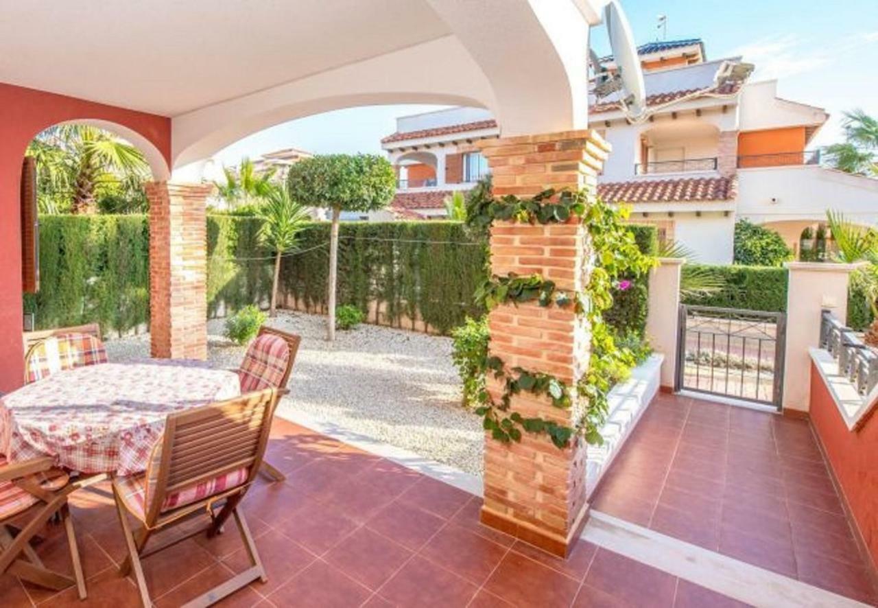 Apartamento "Carmen" Zeniamar โอริอุเอลา ภายนอก รูปภาพ