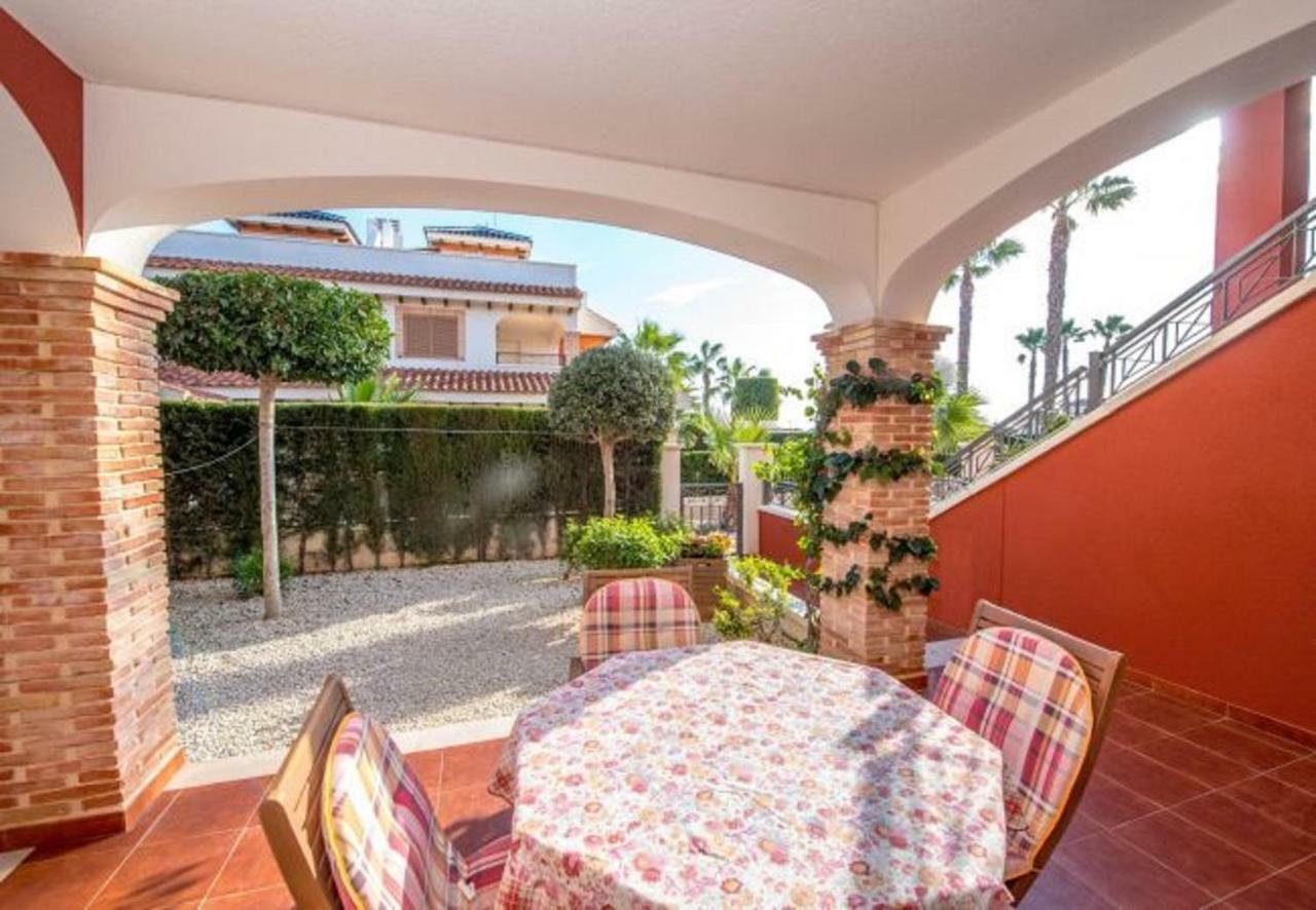 Apartamento "Carmen" Zeniamar โอริอุเอลา ภายนอก รูปภาพ